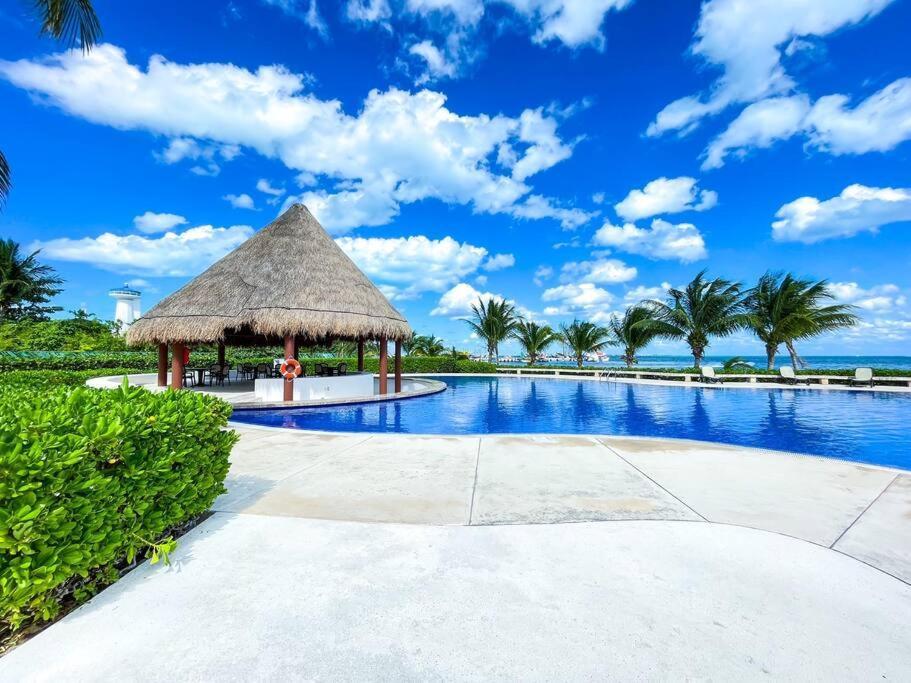 Punta Me Luxury Apartments Ocean View & Beach Front In Amara Cancún Eksteriør billede