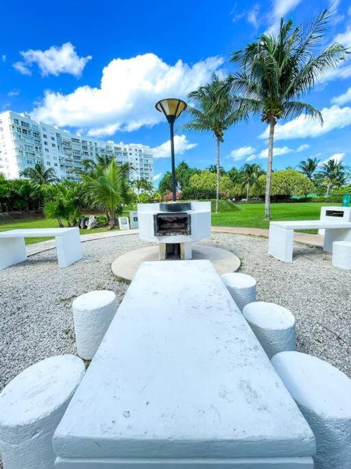 Punta Me Luxury Apartments Ocean View & Beach Front In Amara Cancún Eksteriør billede